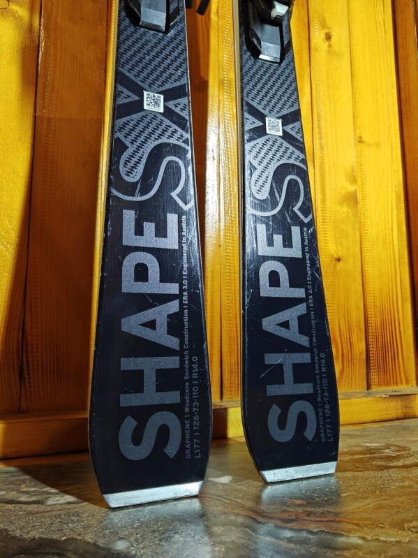 LYŽE HEAD SHAPE SX BLACK EDITION 177CM